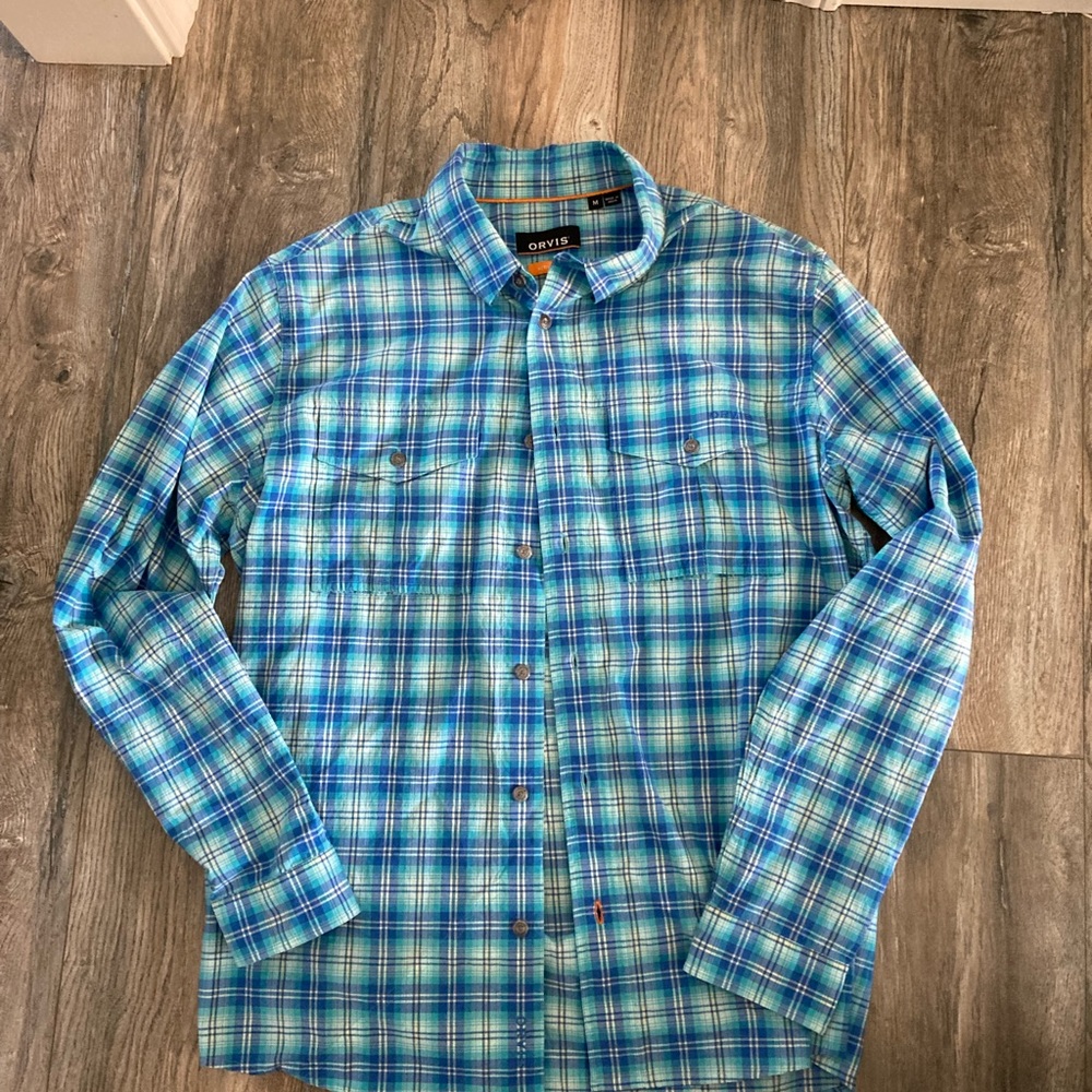 Orvis, Men’s Button Up Size Medium. Lighter material. Great shape.